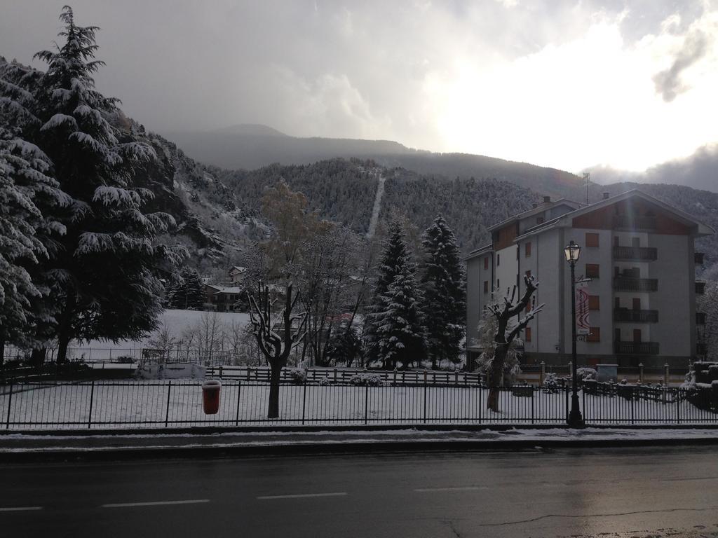 Albergo La Grolla Antey-Saint-Andre Exterior photo